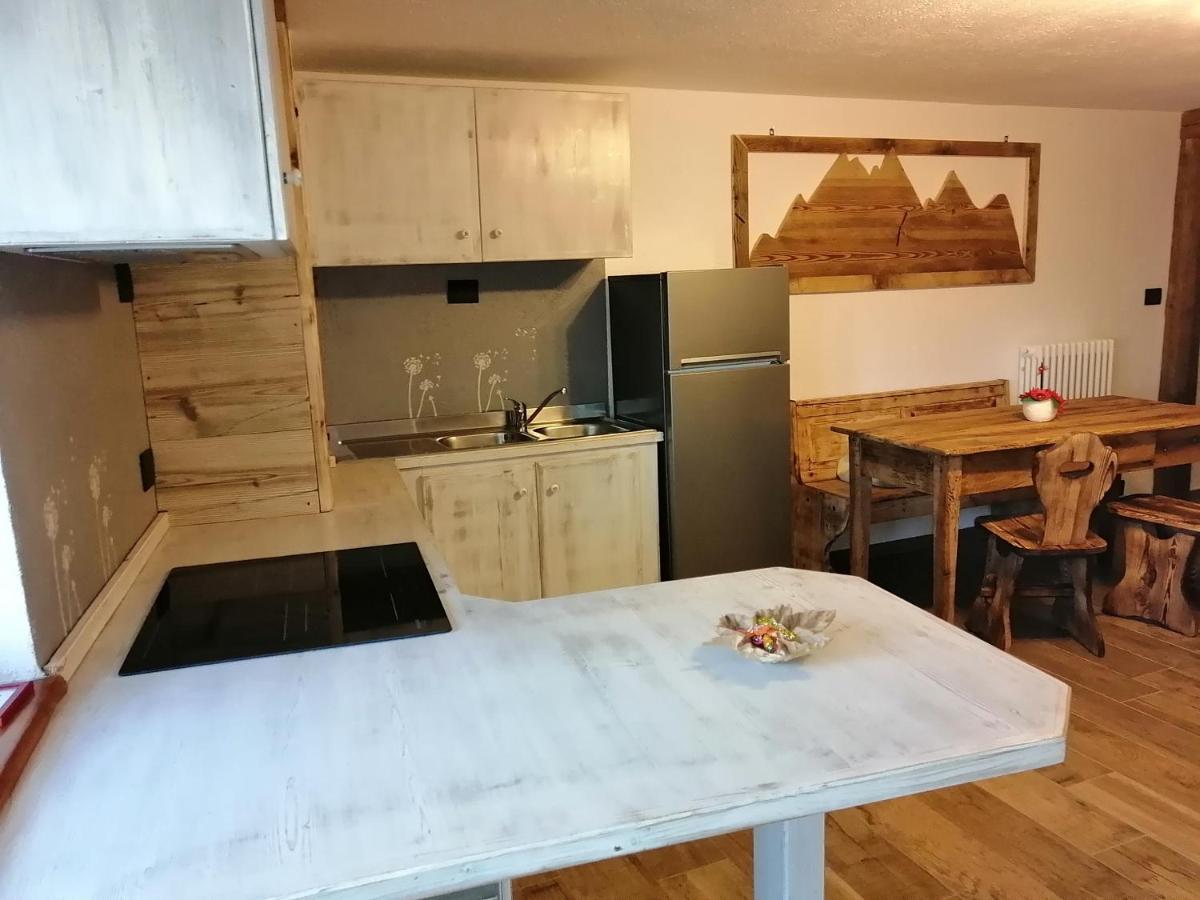 Maison Perriail Vda Gressan N 0029 Eksteriør billede