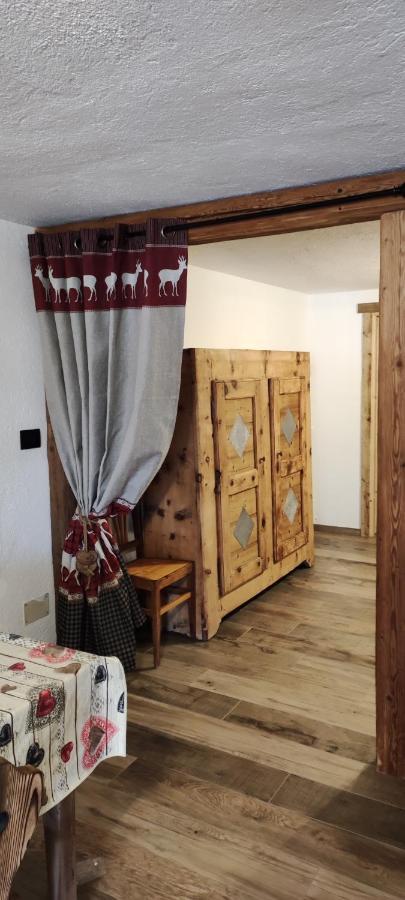 Maison Perriail Vda Gressan N 0029 Eksteriør billede